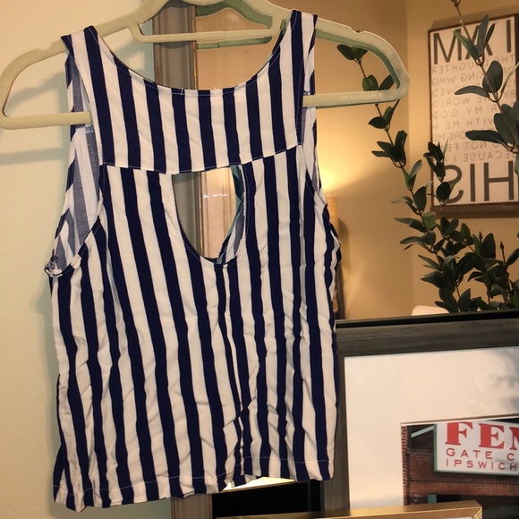 Striped tank! - Picture 3 of 3